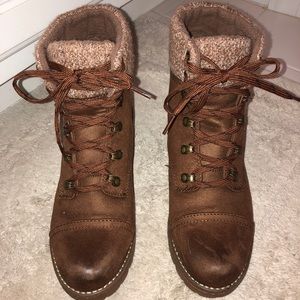 Mossimo Boots